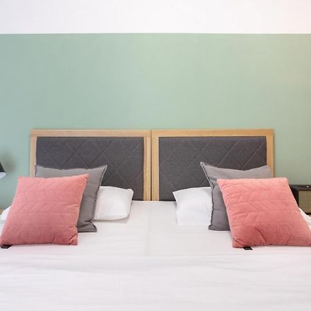 Design Sunny 2Bdr Apartment Near The City Center Zagabria Esterno foto